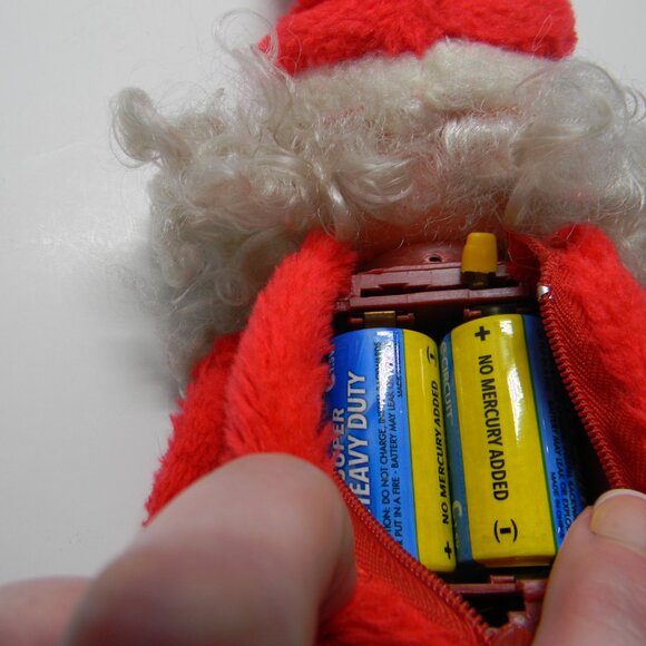 Vintage Musical Santa Claus Doll Ringing Bell 1970s SEE FULL DESCRIPTION - Picture 4 of 7